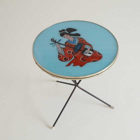 Image 1 of Table d'appoint Expo '58