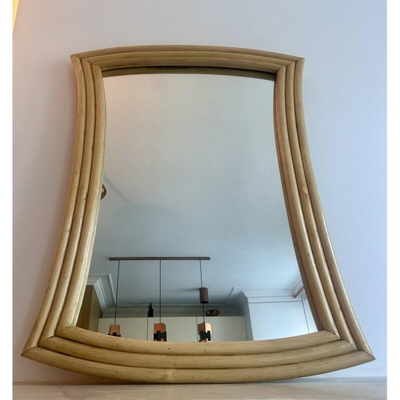 Image 1 of Miroir vintage à cadre en rotin évasé, France 1970
