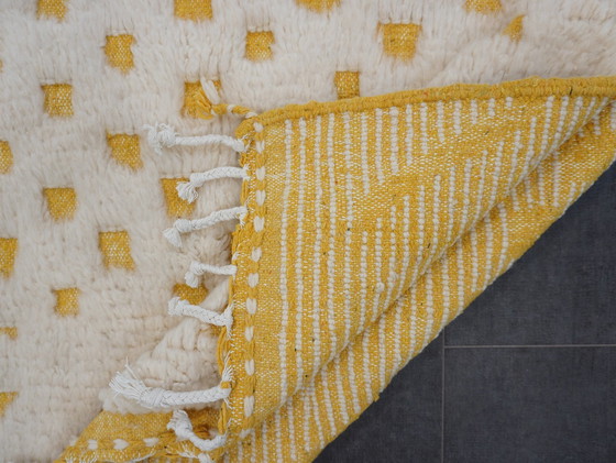 Image 1 of Tapis berbère - 252 Cm X 151 Cm - Laine blanche et jaune