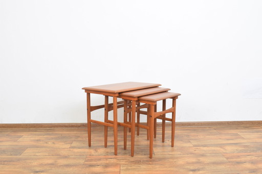 Tables gigognes danoises en teck du Mid Century, ensemble de 3