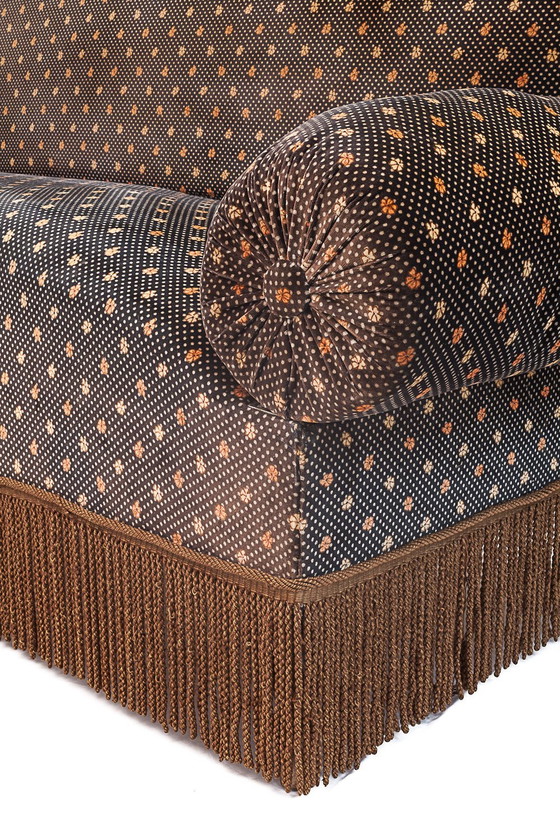 Image 1 of Divan Alsacien