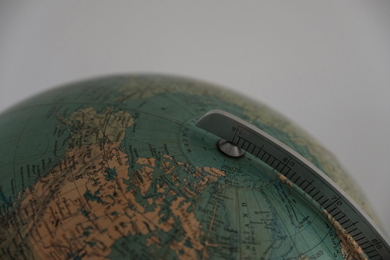 Image 1 of Globe terrestre vintage