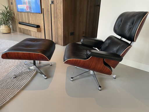 Chaise longue Eames + Ottoman