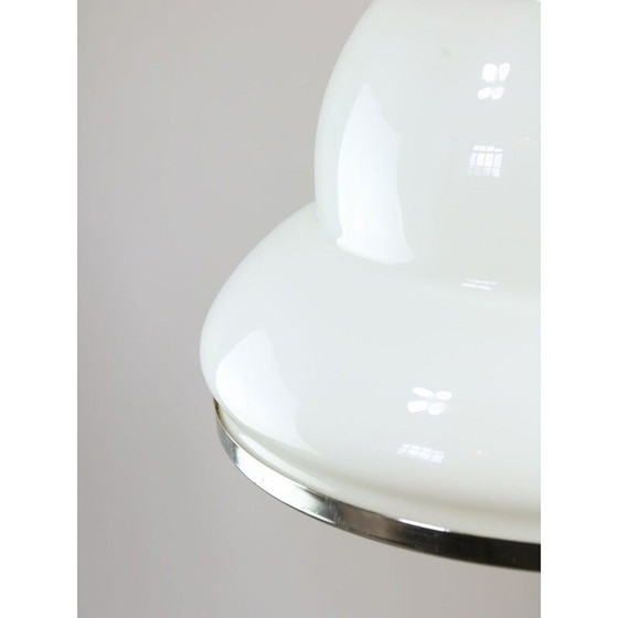 Image 1 of Lampe suspendue vintage en opaline et chrome