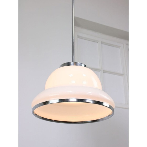 Image 1 of Lampe suspendue vintage en opaline et chrome
