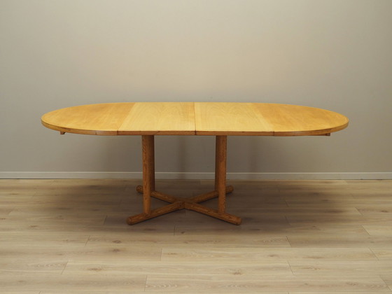 Image 1 of Table ronde en frêne, Design danois, 1960S, Production : Danemark