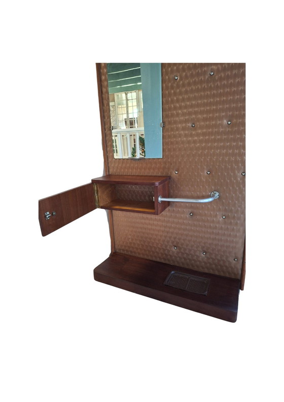 Image 1 of Porte-manteau d'entrée