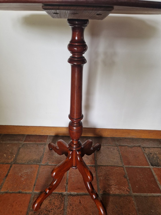 Image 1 of Table d'appoint vintage