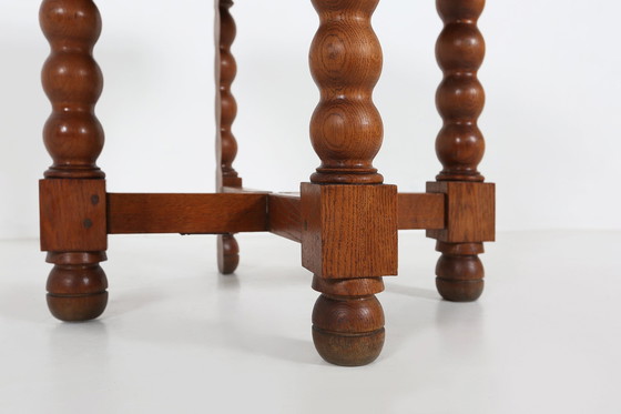 Image 1 of Table pliante octogonale en chêne massif, Ca. 1850