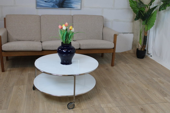 Image 1 of Table À Café Ronde En Verre Opalin  Ehlen Johanson Pour Ikea1980 Suède