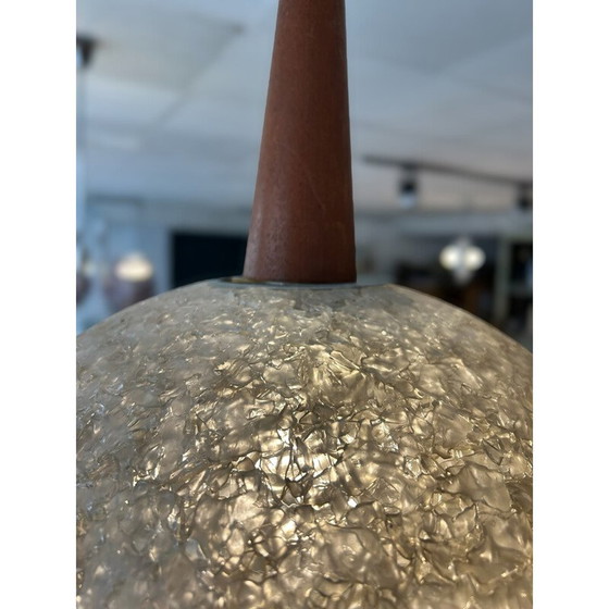 Image 1 of Lampe suspendue boule vintage en résine et teck, 1960