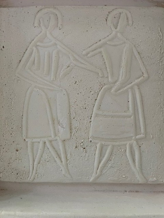 Image 1 of Statue en plâtre / Tablette Retro Avec Bas Relief 2 Figures Féminines