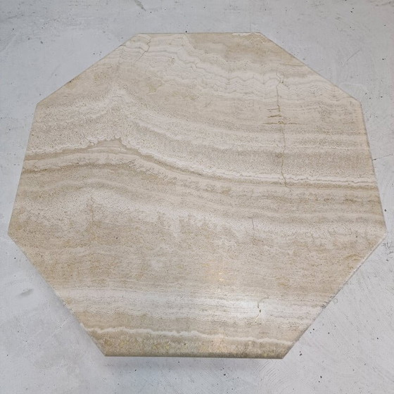 Image 1 of Table basse octogonale italienne en travertin, 1980