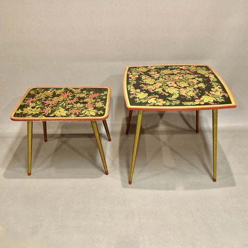 Paire De Tables Design Scandinave 1950.