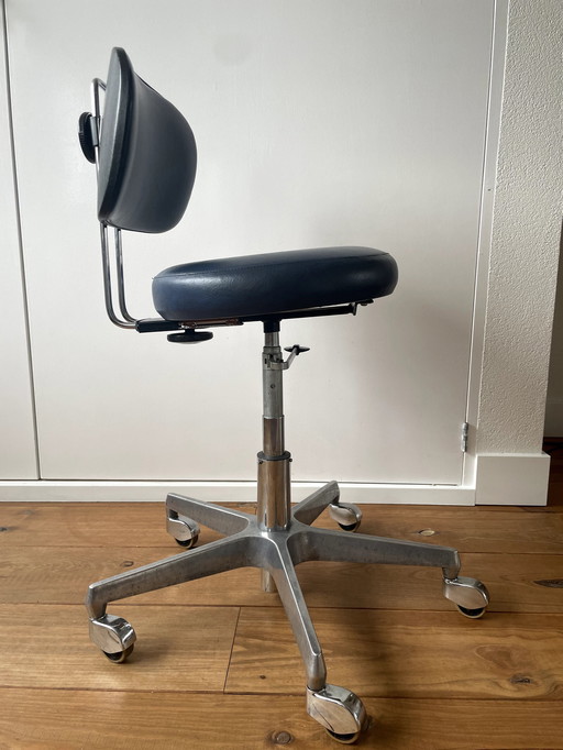 Chaise de bureau des années 1960