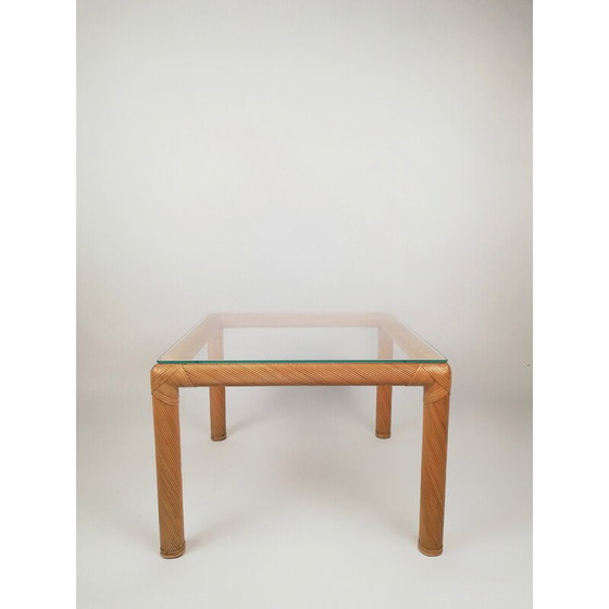 Image 1 of Table basse du milieu du siècle en rotin, canne et verre, années 1970.