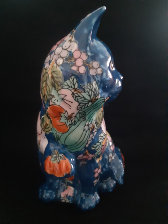 Image 1 of Extrêmement rare chat en céramique asiatique, bleu avec motif de fruits, 5ème dynastie Hk, grande version