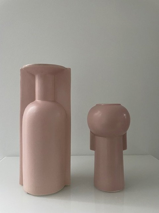 Image 1 of Ensemble de 2 vases modernes en vieux rose doux