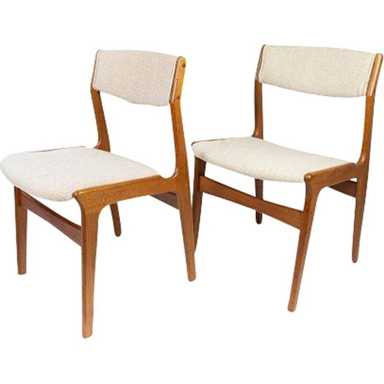 Image 1 of Paire de chaises vintage en teck recouvertes de tissu clair par Erik Buch 1960s