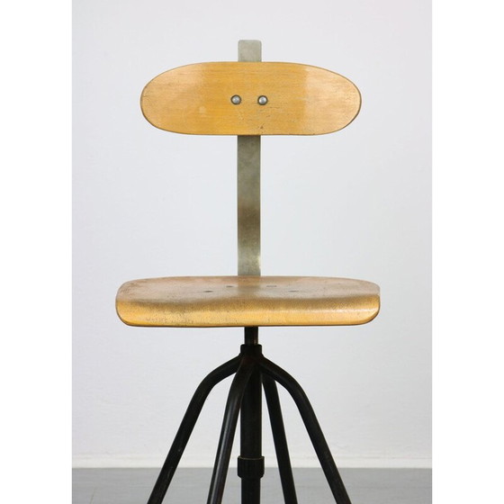 Image 1 of Chaise pivotante Vintage Industial 1950s