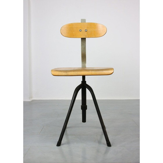 Image 1 of Chaise pivotante Vintage Industial 1950s