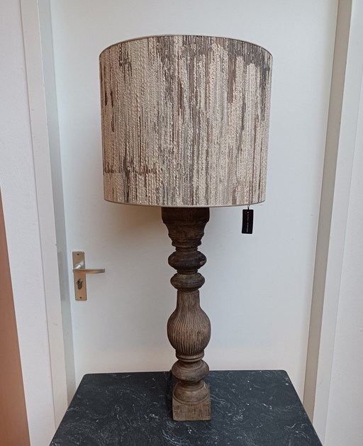 Lampe à poser Duran avec pied en bois