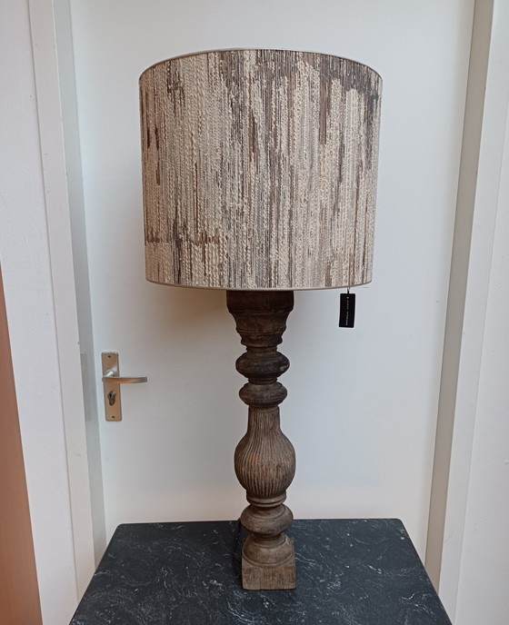 Image 1 of Lampe à poser Duran avec pied en bois