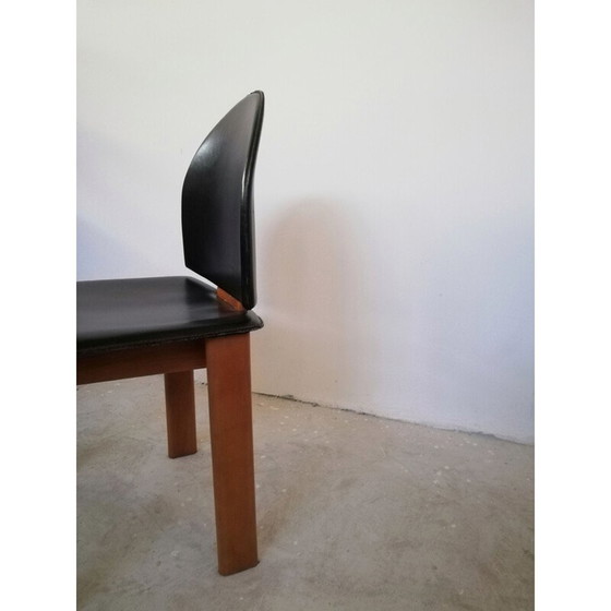 Image 1 of Ensemble de 4 chaises sculpturales vintage en cuir et bois massif par Mobil Girgi, 1970-1980