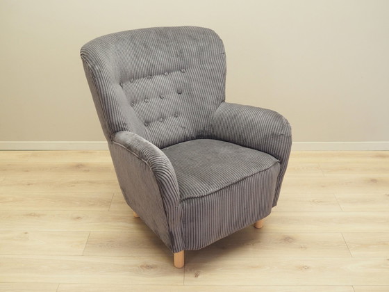 Image 1 of Fauteuil gris, Design scandinave, Production : Danemark