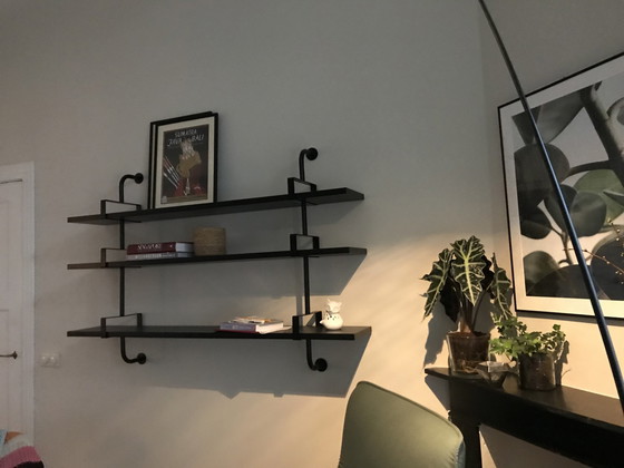 Image 1 of Gubi Démon Wall Shelf