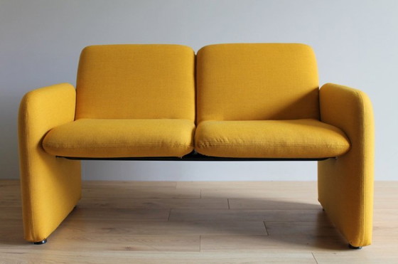 Image 1 of Sofa Pop Jaune 1970-1980