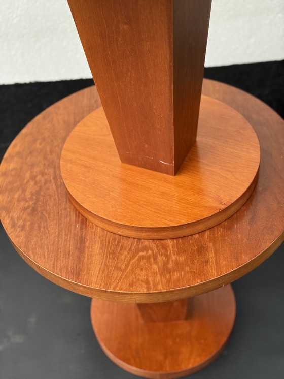 Image 1 of Paire de tables d'appoint d'inspiration Art Déco