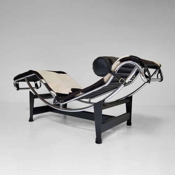 Image 1 of Lc4 Chaise Longue Par Le Corbusier Pour Cassina