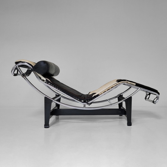 Image 1 of Lc4 Chaise Longue Par Le Corbusier Pour Cassina