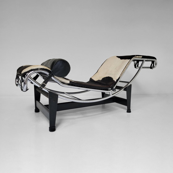 Image 1 of Lc4 Chaise Longue Par Le Corbusier Pour Cassina