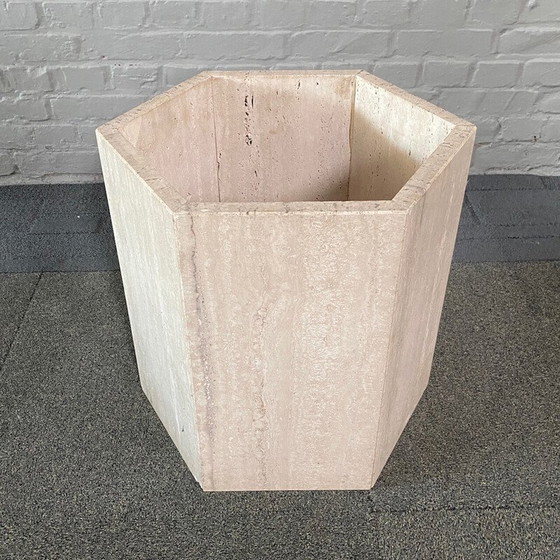 Image 1 of Vase vintage en travertin hexagonal, Italie 1980