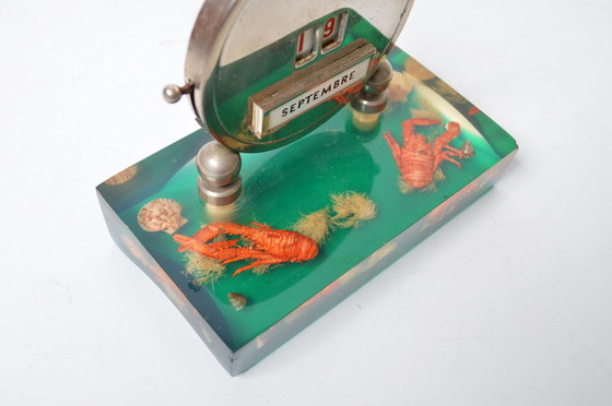 Image 1 of Calendrier perpétuel en lucite et chrome