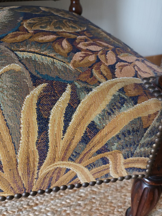 Image 1 of Fauteuil En Noyer Style Néo Renaissance Xxème 