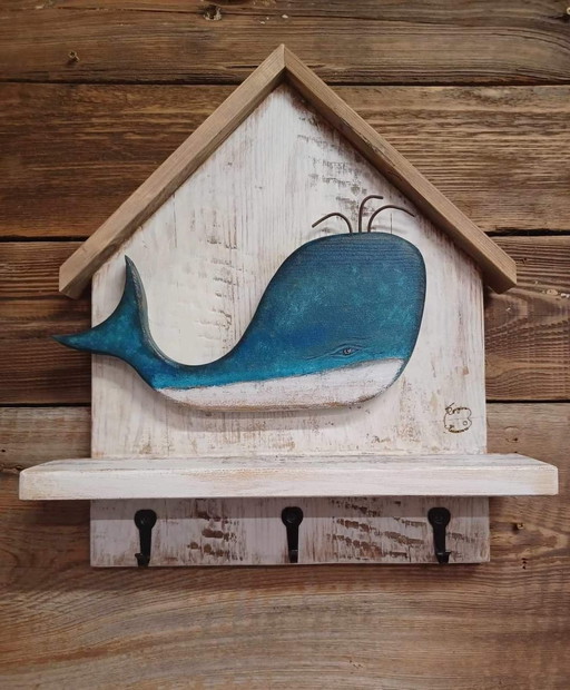 Monika Rygas - Sculpture, Baleine bleue - Porte-clefs / Manteau - 36 Cm - Bois - 2023