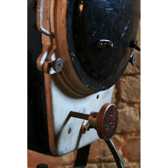 Image 1 of Projecteur de théâtre et de cinéma d'époque modèle RF 250 "n 2", Pologne