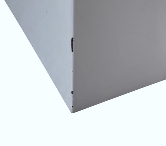 Image 1 of Table basse blanche de l'ère spatiale, Italie 1970S