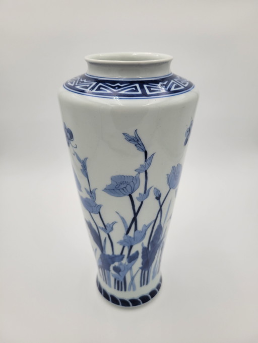 Vase Chinois En Porcelaine