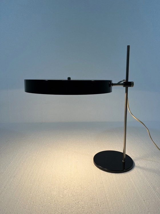 Image 1 of Lampe de bureau réglable noire 1950's