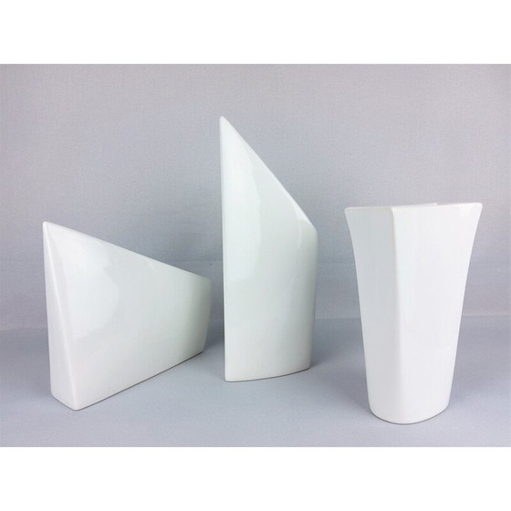 Image 1 of Ensemble de 3 vases vintage en céramique blanche 1960