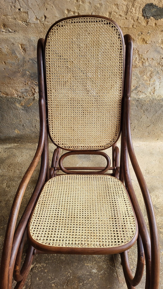 Image 1 of Fauteuil À Bascule - Rocking Chair En Bois Courbé