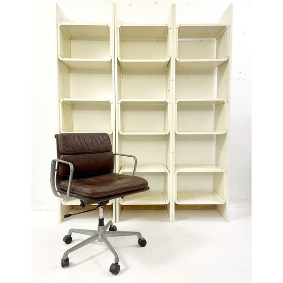 Image 1 of Etagères vintage en laque blanche, Italie 1970