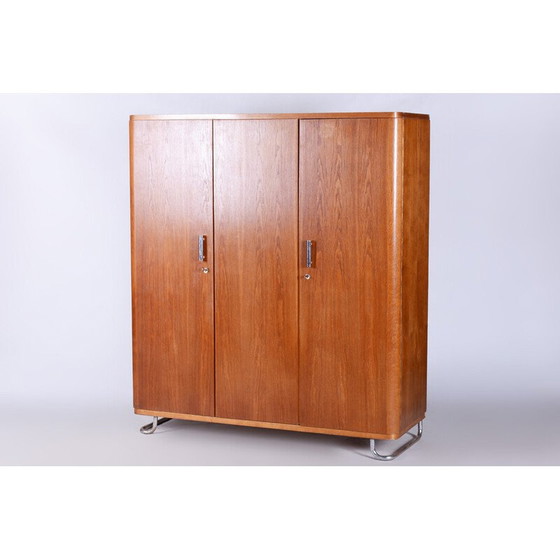 Image 1 of Armoire Bauhaus vintage en bois de chêne, Tchécoslovaquie, années 1930