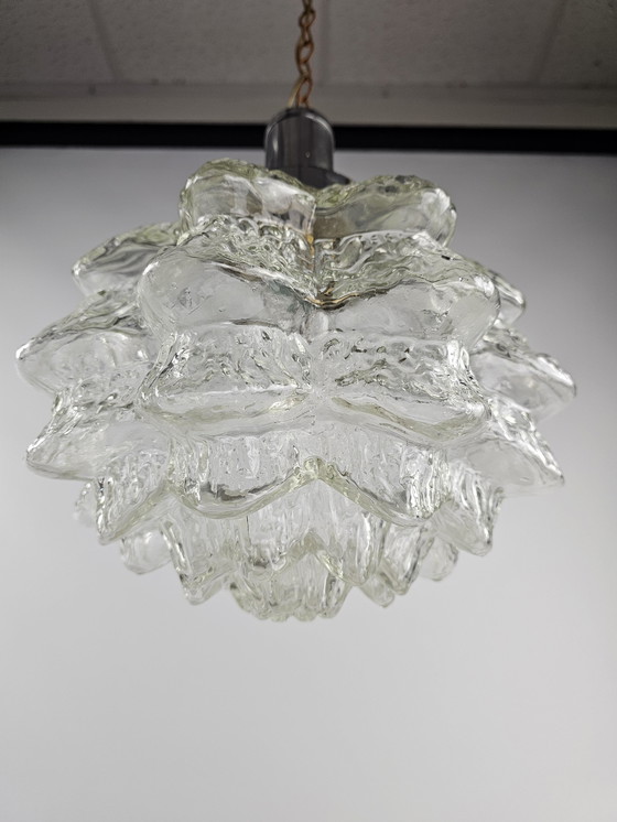 Image 1 of Lampe pendante en verre 'Fjaerkost' Artichaut