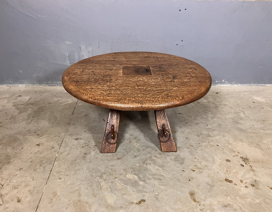 Image 1 of Table basse rustique en chêne brutaliste