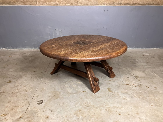 Image 1 of Table basse rustique en chêne brutaliste